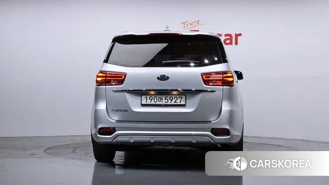 Kia The New Carnival id 3631703 из Кореи 14