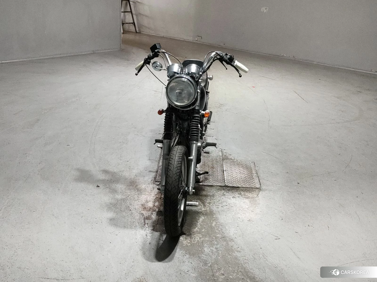 Yamaha SR 400 2019 из Японии