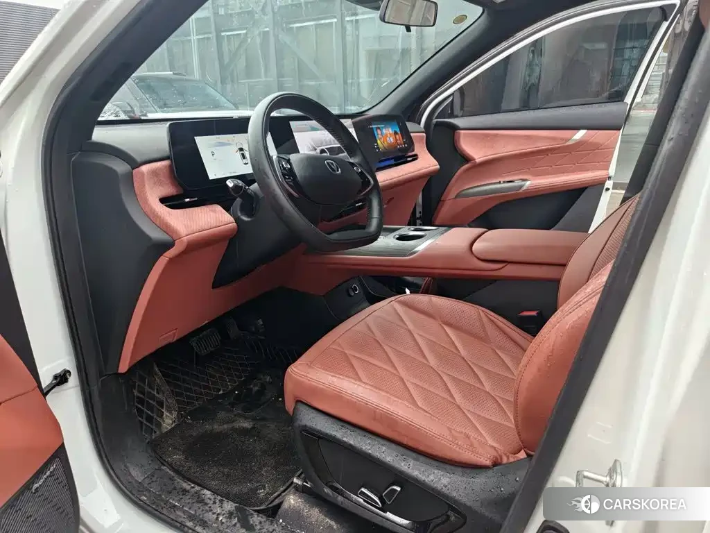 Chang'an CS75PLUS 2026 Белый из Китая, фото 4