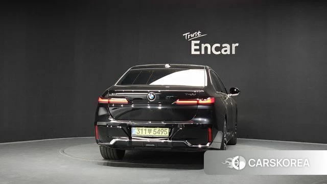 BMW 7 Series (G70) id 4853481 из Кореи 30