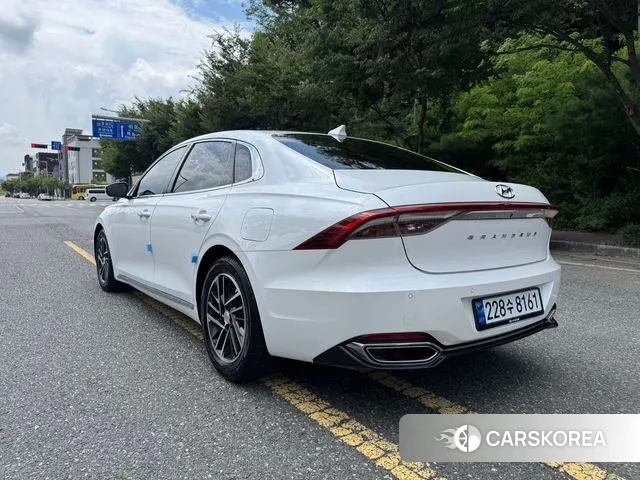 Hyundai The New Grandeur IG id 3013476 из Кореи 14