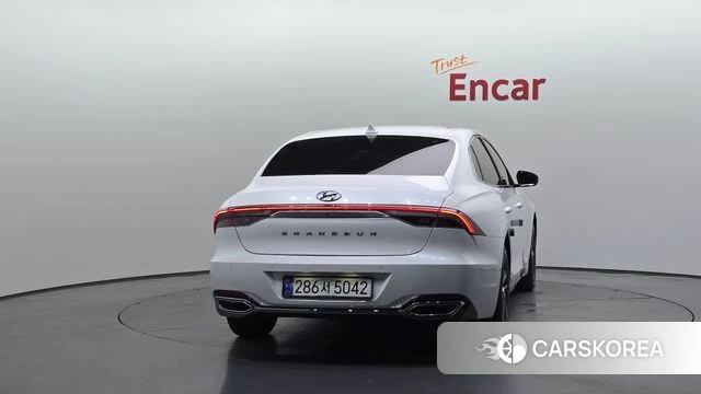 Hyundai The New Grandeur IG id 4707493 из Кореи 28
