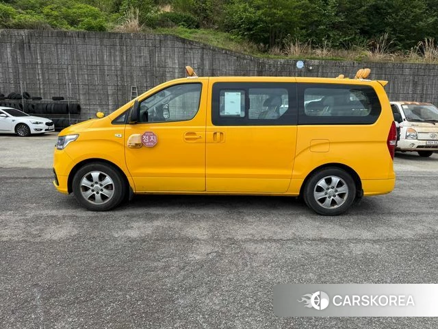 Hyundai The New Grand Starex id 4196932 из Кореи 11