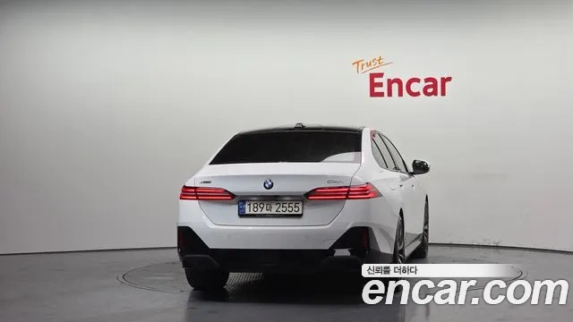 BMW 5 Series (G60) id 2943252 из Кореи 14