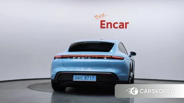 Porsche Taycan id 3679970 из Кореи 14