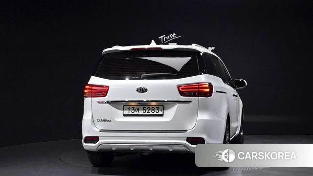 Kia The New Carnival id 4286042 из Кореи 25