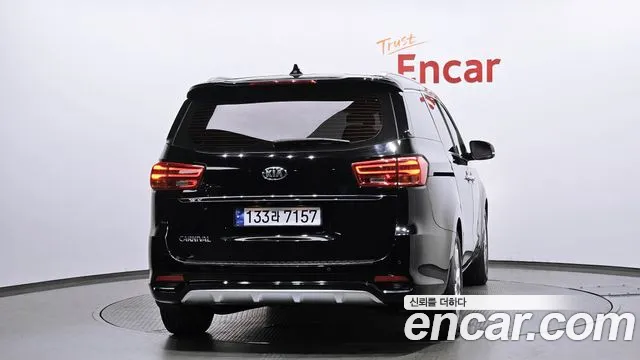 Kia The New Carnival id 2850443 из Кореи 14