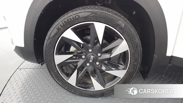 Kia Seltos id 3484251 из Кореи 14