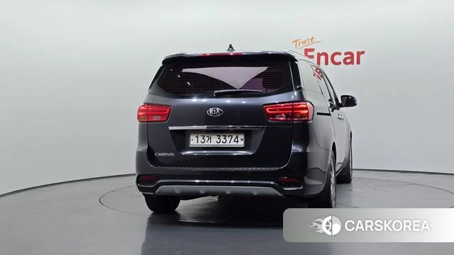 Kia The New Carnival id 4693980 из Кореи 14