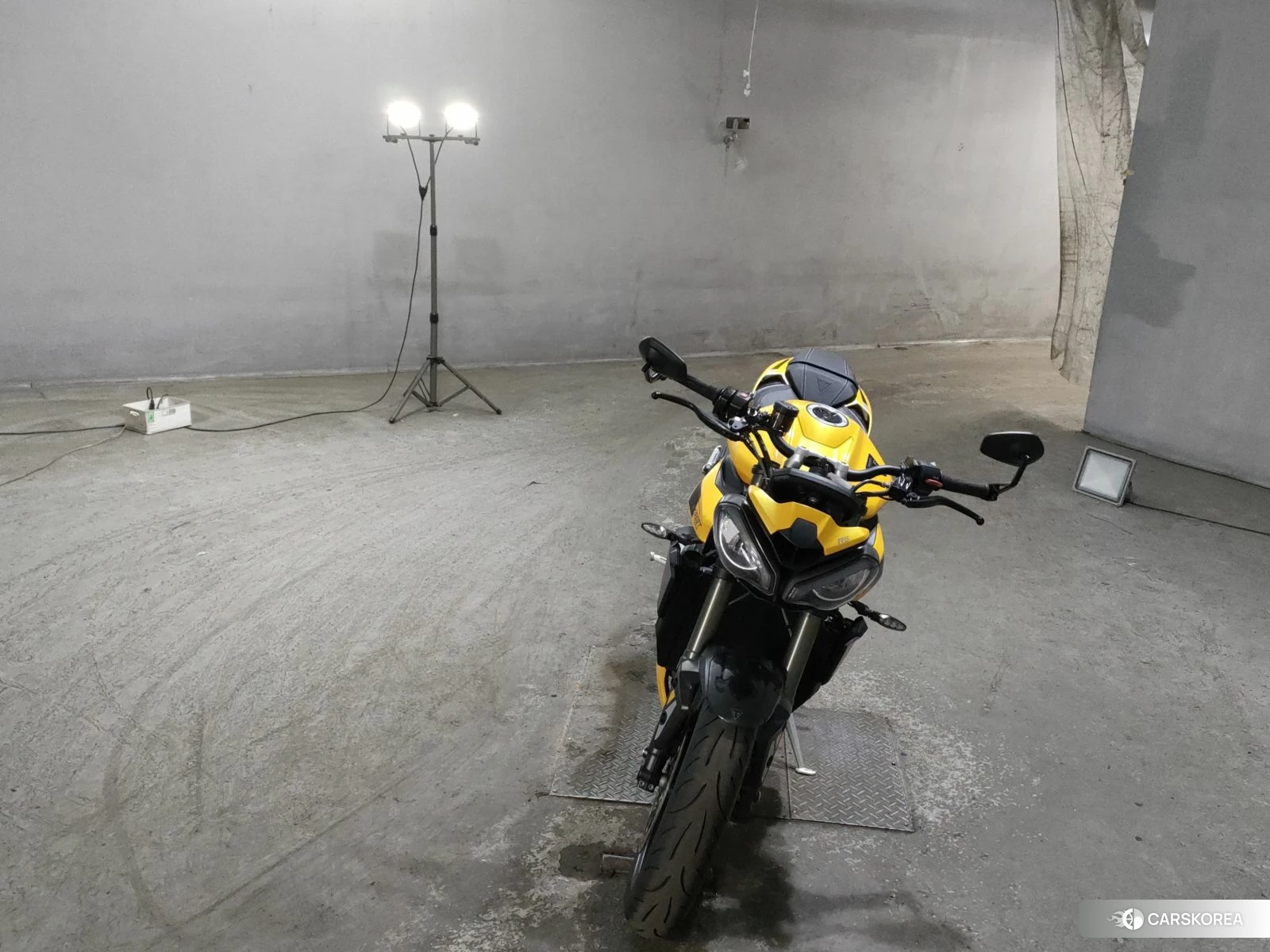 Triumph STREET TRIPLE 765 RS 2023 из Японии, фото 4