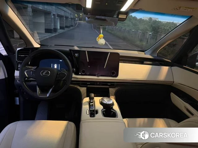 Lexus LM Second Generation 2025 Черный из Кореи, фото 4