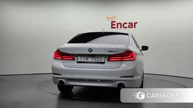 BMW 5 Series (G30) id 3024579 из Кореи 14