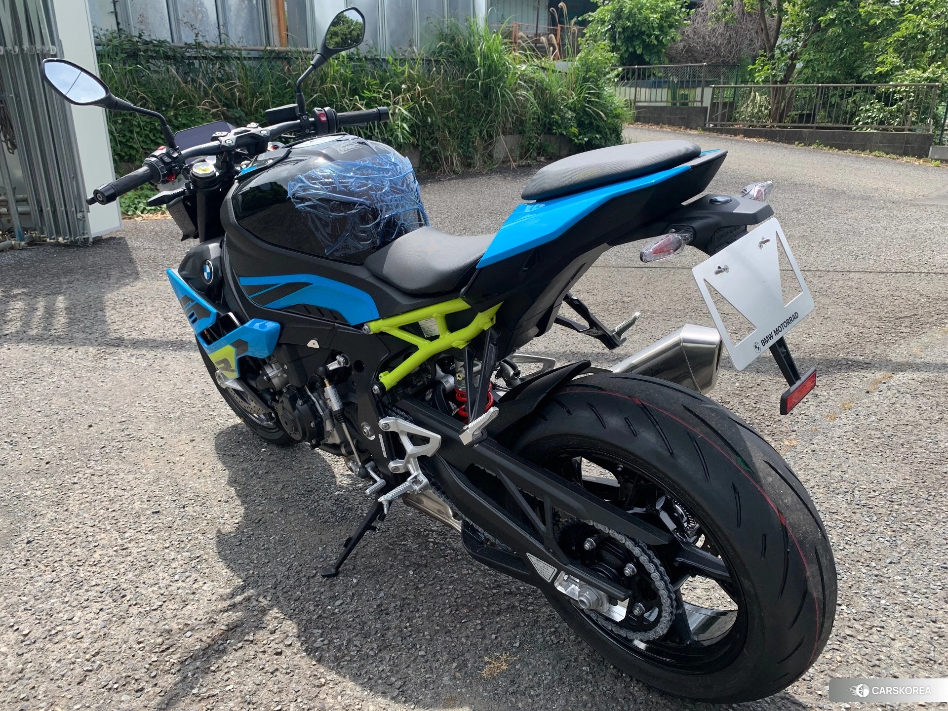 BMW S1000R 2026 из Японии
