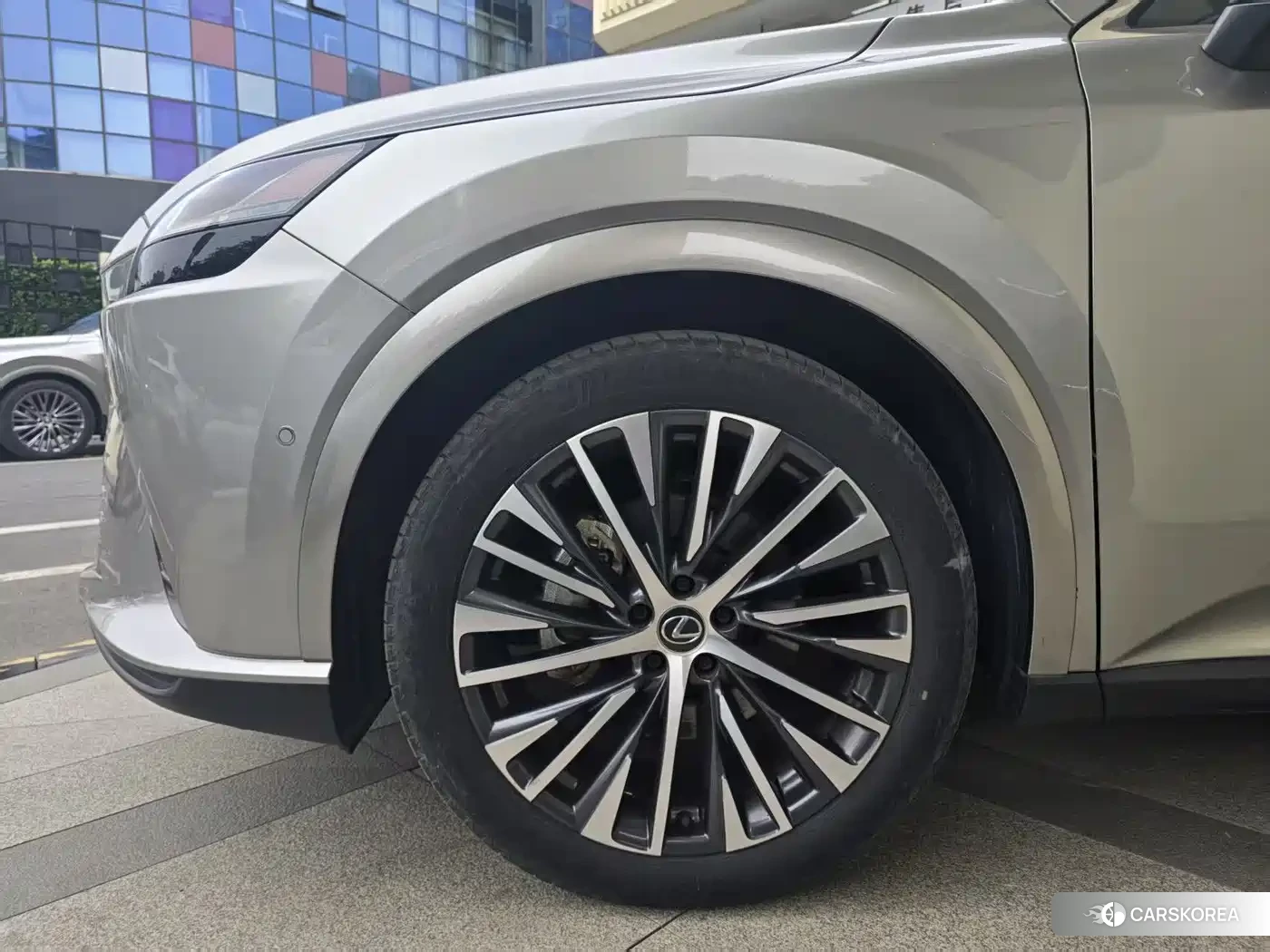 Lexus RX New Energy 2023 Silver/gray из Китая, фото 6