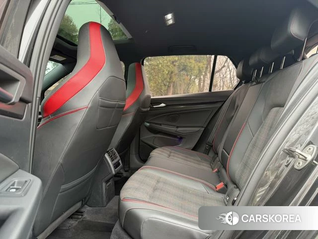 Volkswagen Golf GTI 2021 Черный из Китая, фото 4