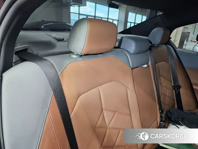 BMW 5 Series (G60) 2024 Серый из Кореи, фото 4