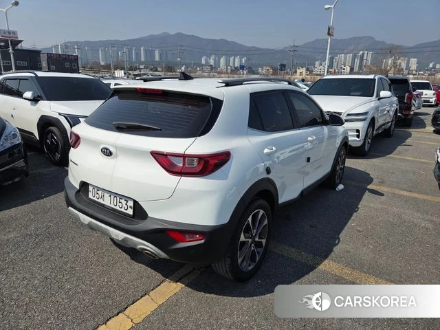 Kia Stonic id 3845639 из Кореи 12