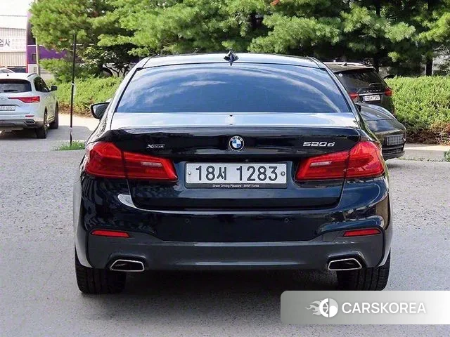 BMW 5 Series (G30) id 2991341 из Кореи 14