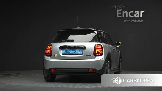 Mini Cooper Electric id 4517022 из Кореи 27