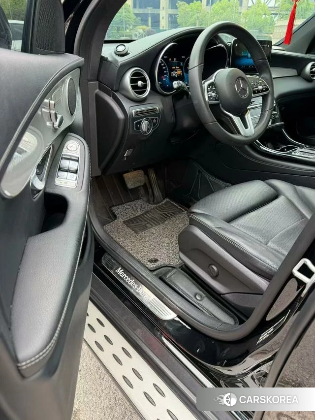 Mercedes-Benz GLC 2021 Черный из Китая, фото 4
