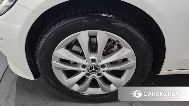 Mercedes-Benz C-Class W205 id 3681844 из Кореи 14