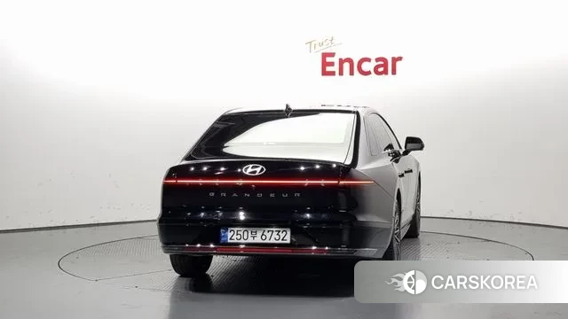 Hyundai Grandeur Hybrid (GN7) id 3002487 из Кореи 14