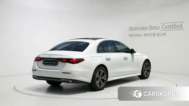 Mercedes-Benz E-Class W214 2025 Белый из Кореи, фото 6