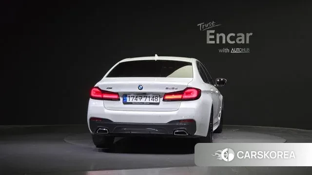 BMW 5 Series (G30) id 3016575 из Кореи 14