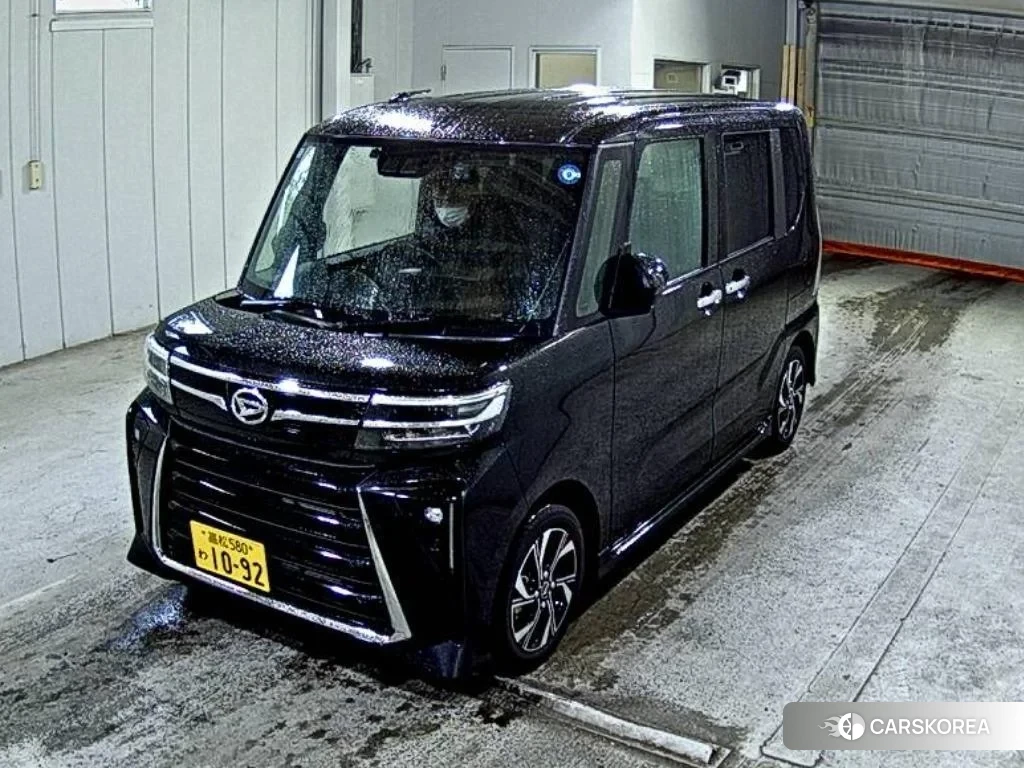 Daihatsu Tanto 2023 из Японии, фото 4
