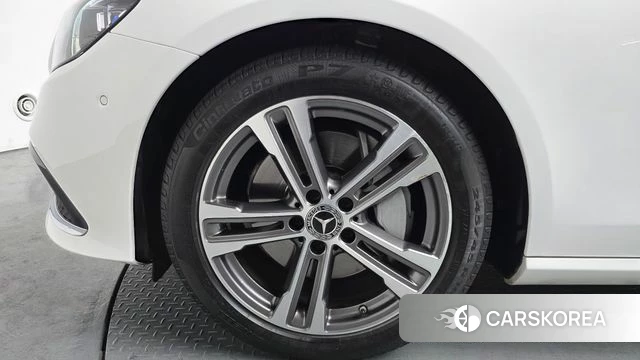 Mercedes-Benz E-Class W213 id 3852664 из Кореи 14