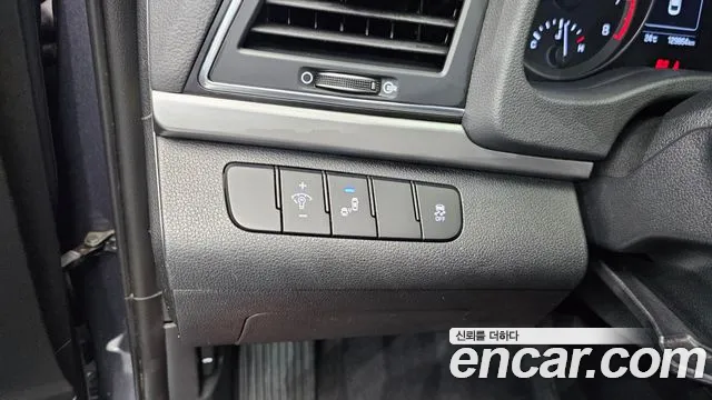 Hyundai Avante AD id 2614316 из Кореи 14