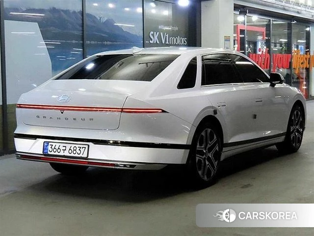 Hyundai Grandeur (GN7) id 3811914 из Кореи 14