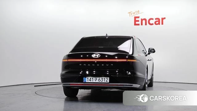 Hyundai Grandeur (GN7) id 3811011 из Кореи 14