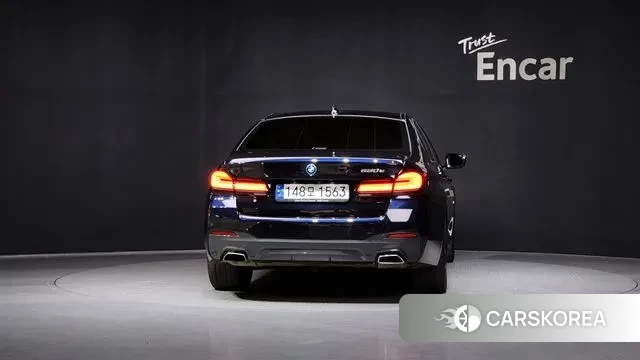 BMW 5 Series (G30) id 3467949 из Кореи 14