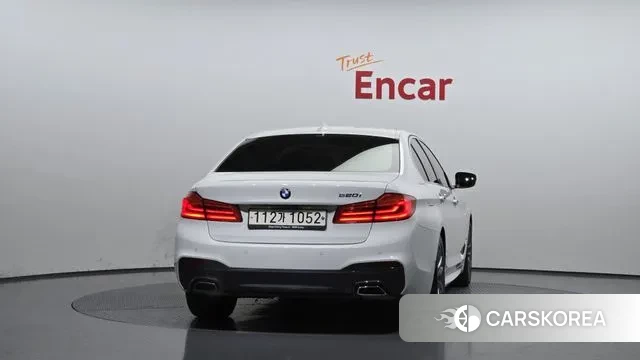 BMW 5 Series (G30) id 3417530 из Кореи 14