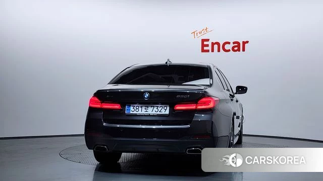 BMW 5 Series (G30) id 3833695 из Кореи 14