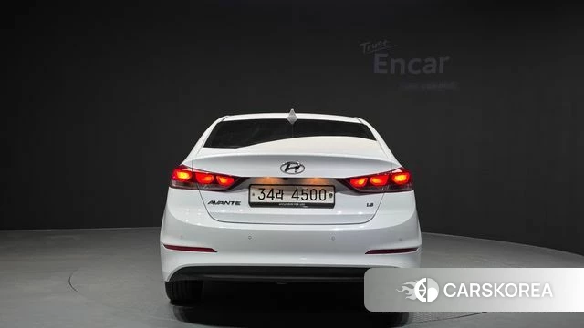 Hyundai Avante AD id 3846041 из Кореи 14