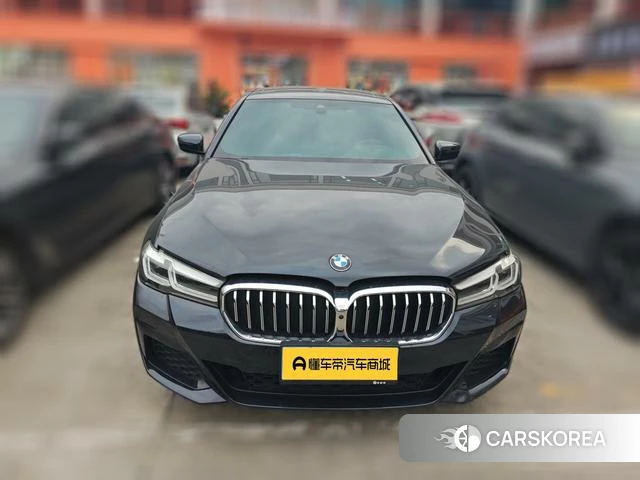 BMW 5 series 2023 Черный из Китая, фото 4