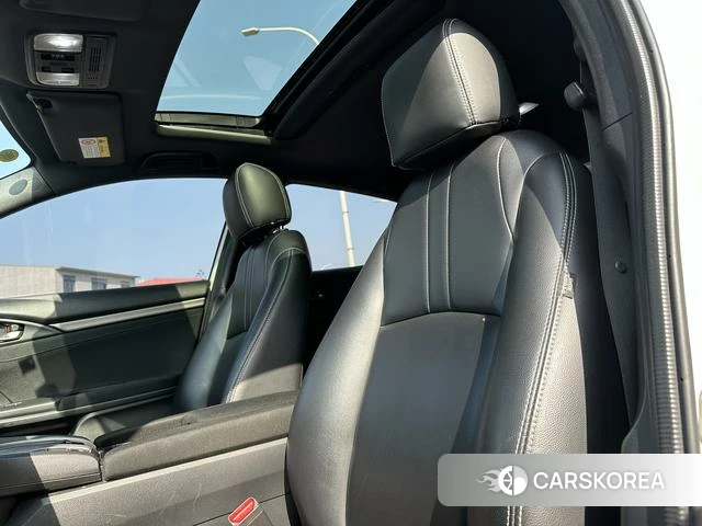 Honda Civic id 4392306 из Китая 12