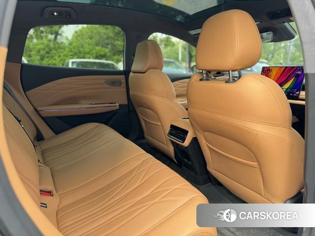 Geely Galaxy Galaxy Sparkle 8 PHEV 2025 Зеленый из Китая, фото 4