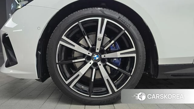 BMW 5 Series (G60) id 4767328 из Кореи 28