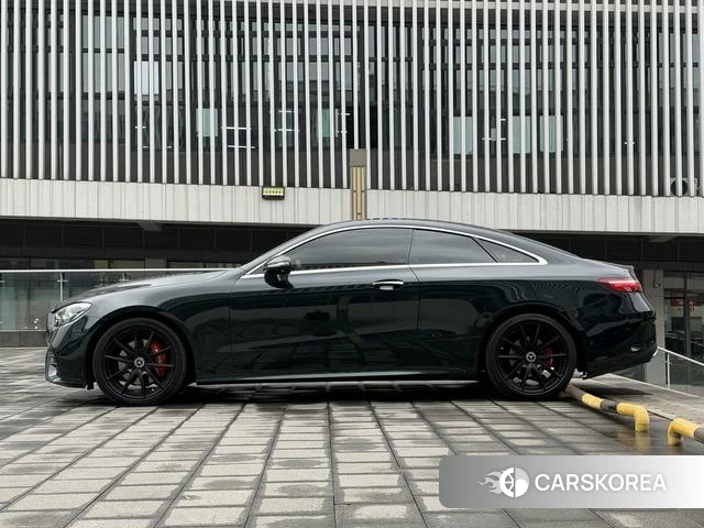 Mercedes-Benz E-class (imported) 2023 Другой из Китая, фото 4