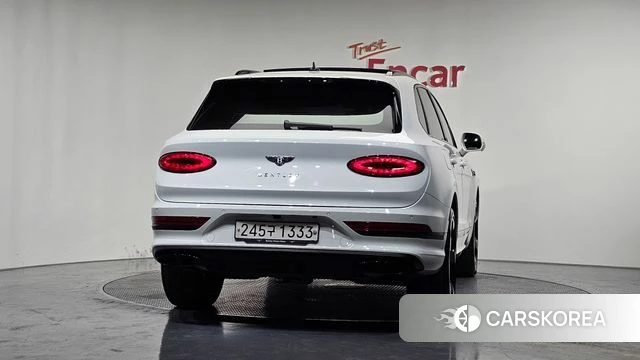 Bentley Bentayga id 4607588 из Кореи 29