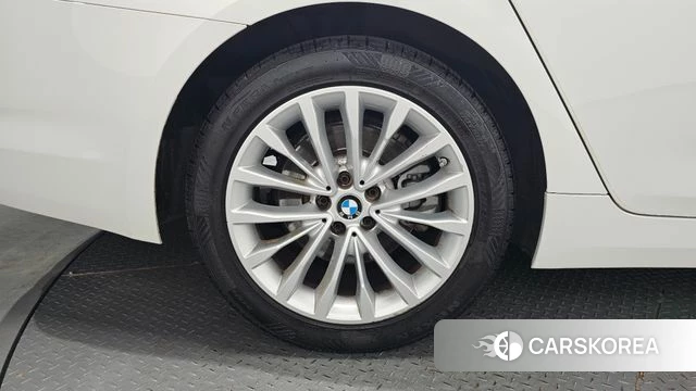 BMW 5 Series (G30) id 4596217 из Кореи 26