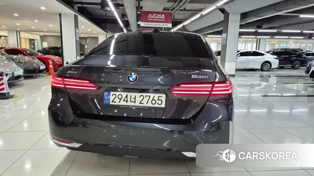 BMW 5 Series (G60) id 3200858 из Кореи 14