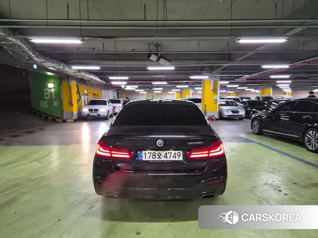 BMW 5 Series (G30) id 3676959 из Кореи 14