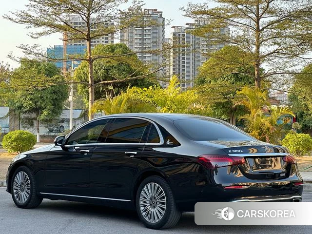 Mercedes-Benz E-class 2022 Черный из Китая, фото 6