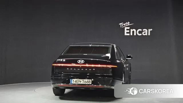 Hyundai Grandeur (GN7) id 3596750 из Кореи 14