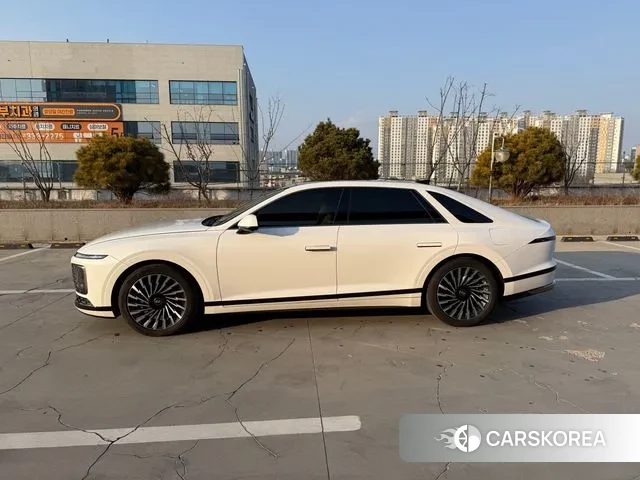Hyundai Grandeur Hybrid (GN7) 2023 Белый из Кореи, фото 4