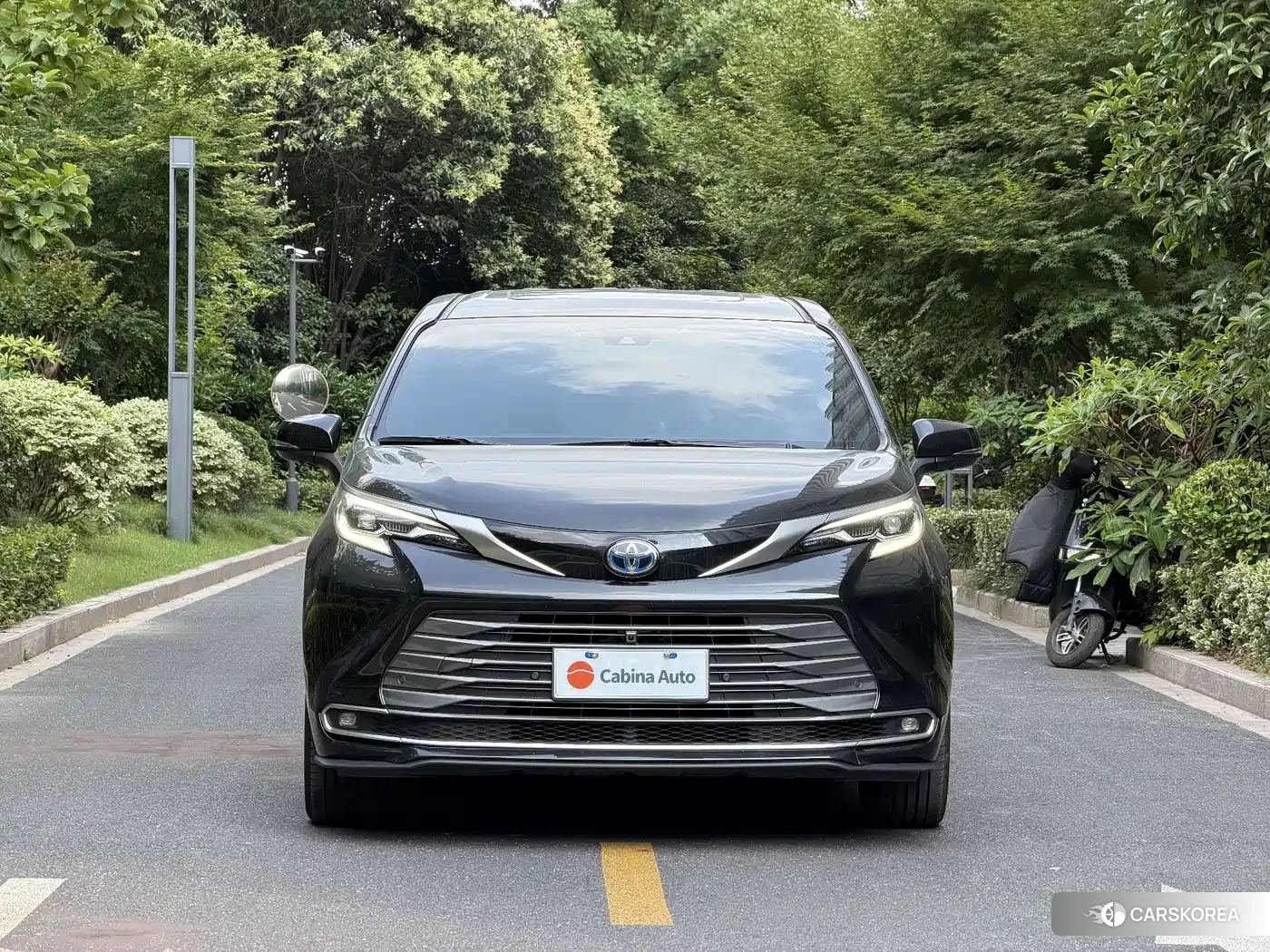 Toyota Sienna id 4578372 из Китая 10